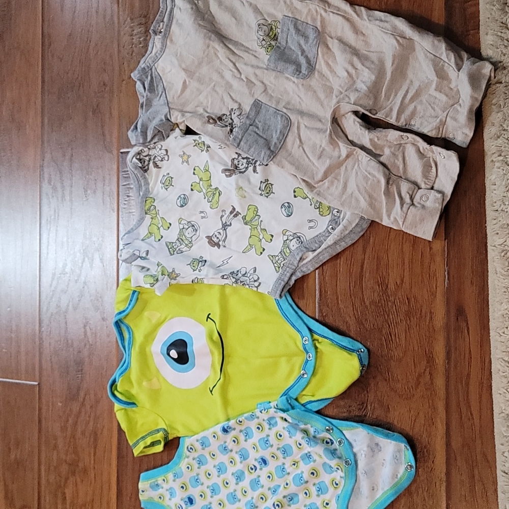 Toy Story 6/9 months onesies